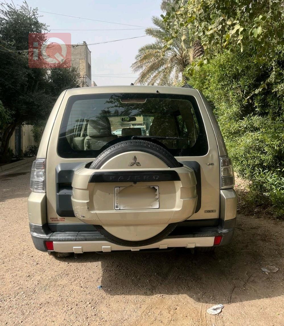 ميتسوبيشي باجيرو